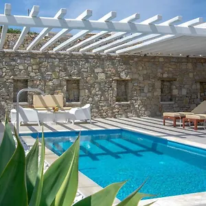 Artemis Mykonos Town